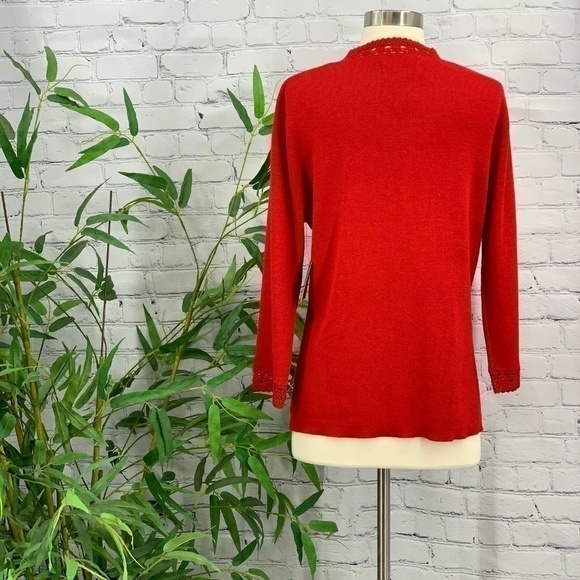 🎉Sag Harbor Red w/ Crochet Neck Line & Sleeve Top - Picture 3 of 8